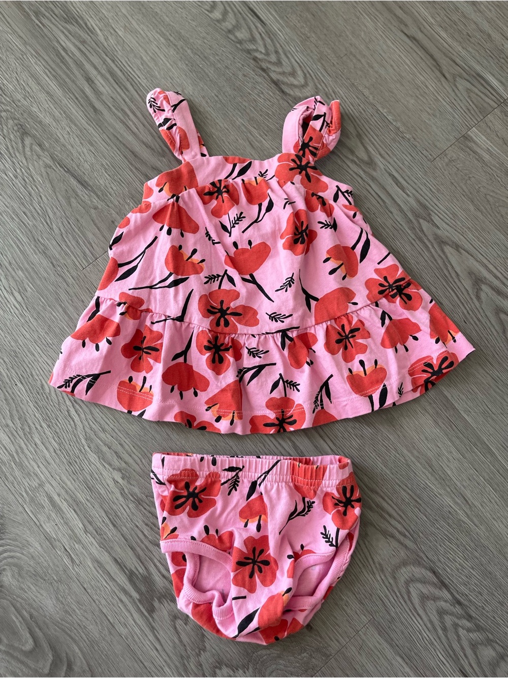 Hanna Andersson two piece set 3/6 months
